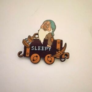 Snow White Sleepy Mine Train Car Disney 100 Years of Dreams Rare Classic Pin